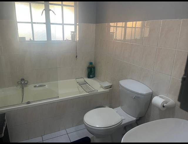 2 BEDROOM CLUSTER FOR SALE IN NOORDWYK